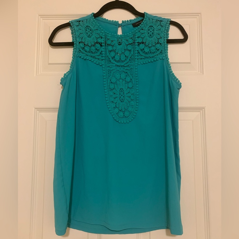 Women’s Halogen Sleveless Embroidered Blouse Size S